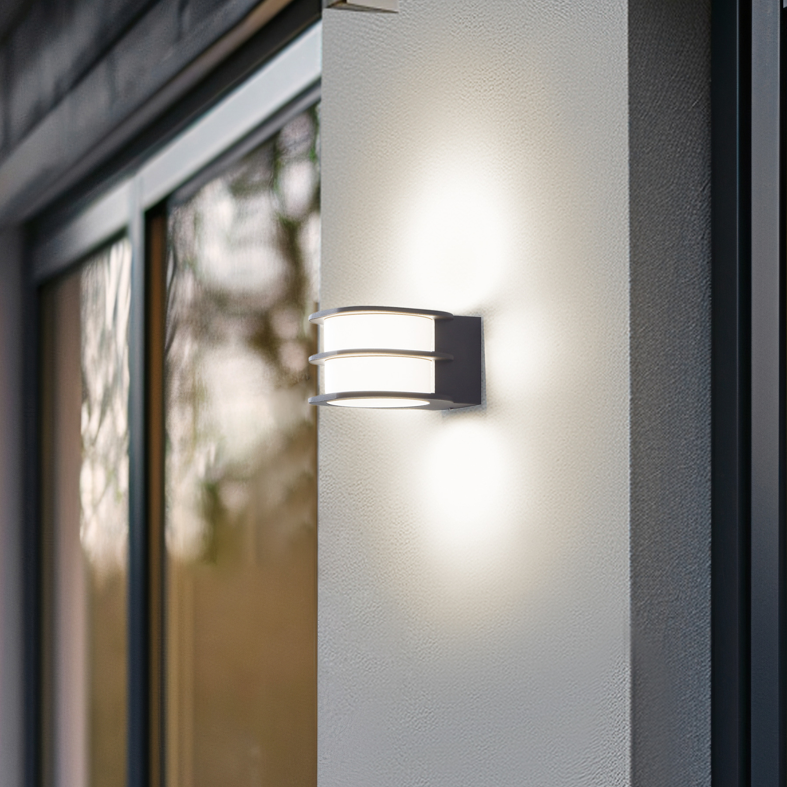 Lindby Smart LED buiten wandlamp Fyra, rond, CCT, RGB, Tuya